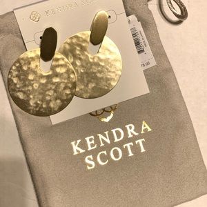 NWT Kendra Scott Didi statement earring in gold
